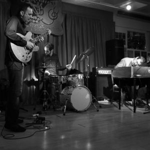 flying jazz trio